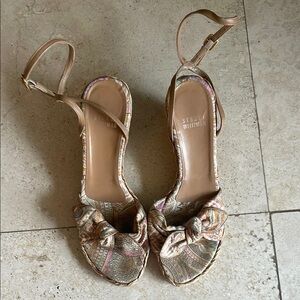 Stuart Weitzman Women's Tan Sandals